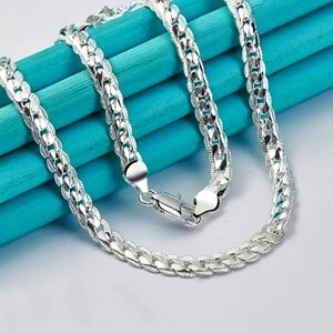 Stylish   Silver Chain Necklace for Women and Men - Perfect Design. Stainless st